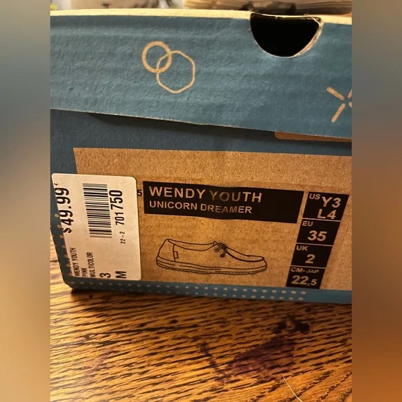 Girls Hey Dude Wendy ‘Unicorn Dreamer’ - Size 3 - NWT - Picture 4 of 5